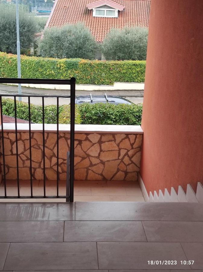 Casa Vacanze Da Riki Appartamento 2 Πεσκιέρα ντελ Γκάρντα Εξωτερικό φωτογραφία