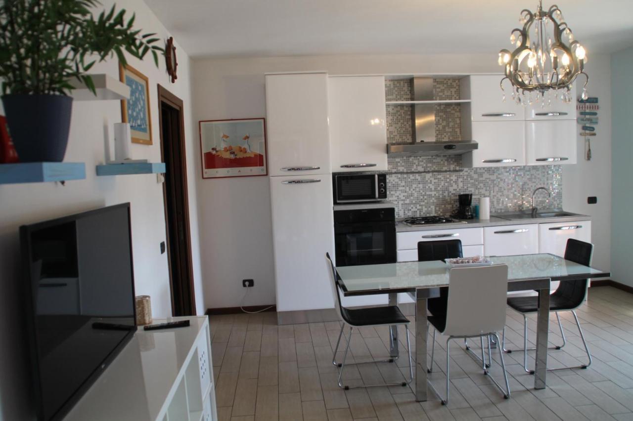Casa Vacanze Da Riki Appartamento 2 Πεσκιέρα ντελ Γκάρντα Εξωτερικό φωτογραφία