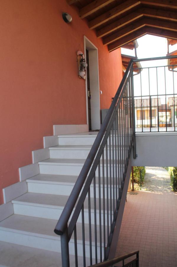 Casa Vacanze Da Riki Appartamento 2 Πεσκιέρα ντελ Γκάρντα Εξωτερικό φωτογραφία