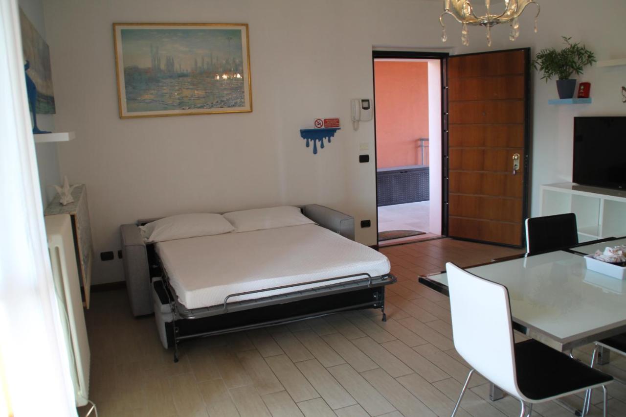 Casa Vacanze Da Riki Appartamento 2 Πεσκιέρα ντελ Γκάρντα Εξωτερικό φωτογραφία