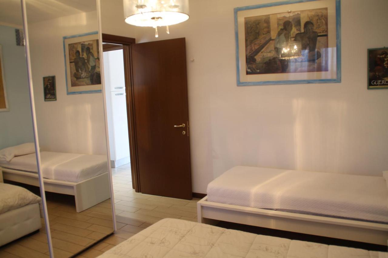 Casa Vacanze Da Riki Appartamento 2 Πεσκιέρα ντελ Γκάρντα Εξωτερικό φωτογραφία