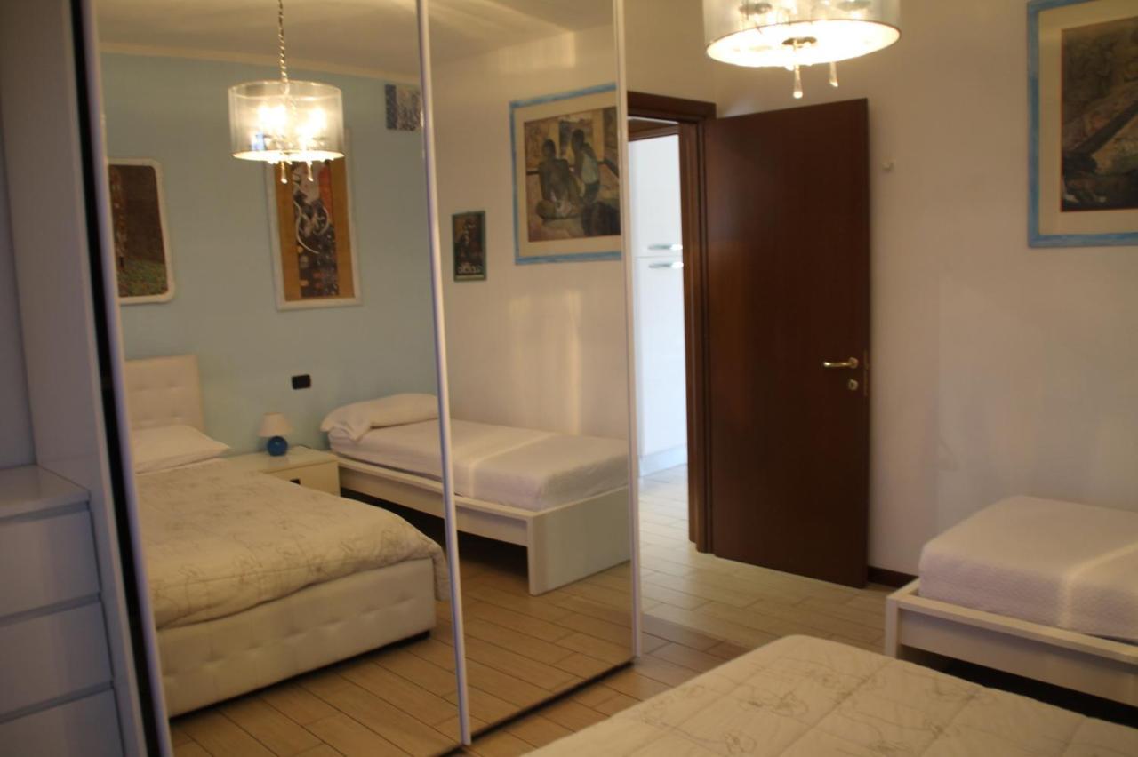 Casa Vacanze Da Riki Appartamento 2 Πεσκιέρα ντελ Γκάρντα Εξωτερικό φωτογραφία